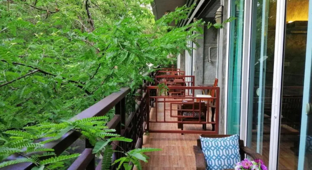 Двухместный номер Deluxe с балконом Loei Huen Hao Hug Home&Resort