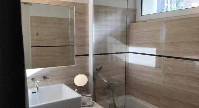 Bahçe manzaralı Standart üç kişilik oda Couette et Cafe