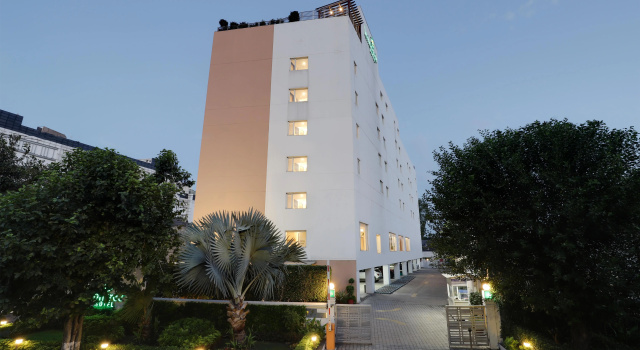 Lemon Tree Hotel, Chandigarh
