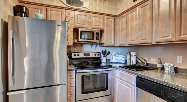 Sandcastle 24 Spacious Studio Unit with Full Living Room by RedAwning