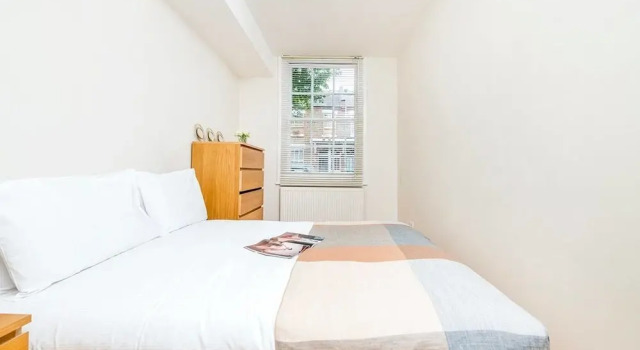 Lovely 2BR Garden Flat in Battersea, Забронировать Отель Отели Лондона 3 звезды, рядом с Галерея Pump House, 3*