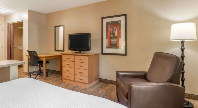 Люкс Extended Stay America Suites - Chicago - Lombard - Yorktown Center