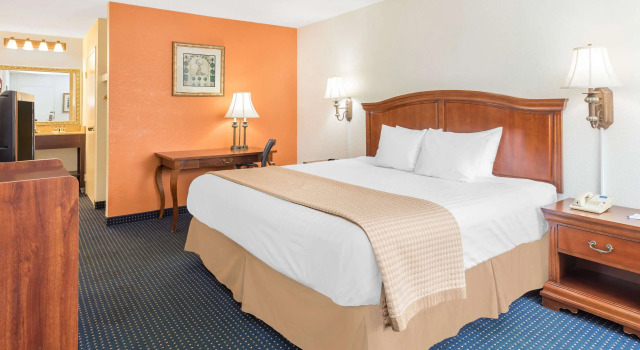 Baymont by Wyndham Rocky Mount I-95, Забронировать Отель Бэтлборо 