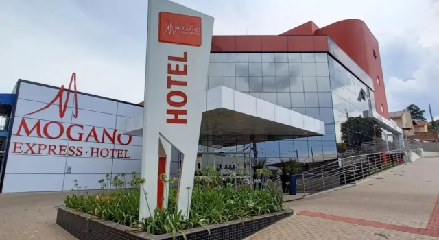 Mogano Express Hotel, Book Hotel Chapeco 
