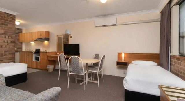 Апартаменты All Seasons Motel Armidale