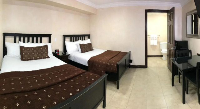 Четырёхместный номер Standard Nite Inn at Universal City - Walking Distance to Universal Studios Hollywood