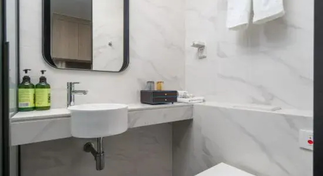 Кровать в общем номере Besten Executive Apartment (Shenzhen Jingji Riverside Times Xiasha Subway Station)