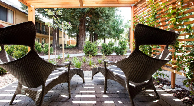 Четырёхместный номер Standard Napa Valley Marriott Hotel & Spa