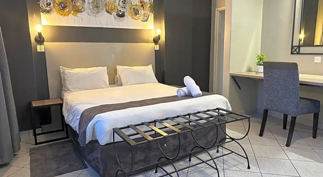 Supérieure chambre N1 Hotel Samora Machel Harare