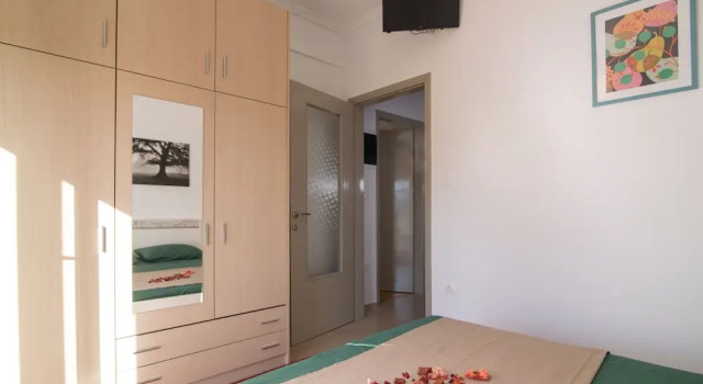 Апартаменты с балконом Michalis Apartments