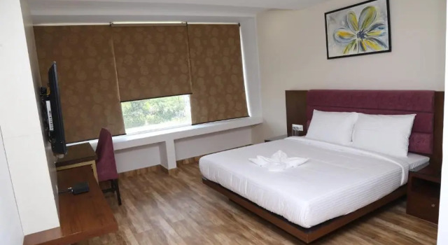 Hotel AK Suites, Rezervovat Hotel Hotely v Punjab s parkováním, Parkování