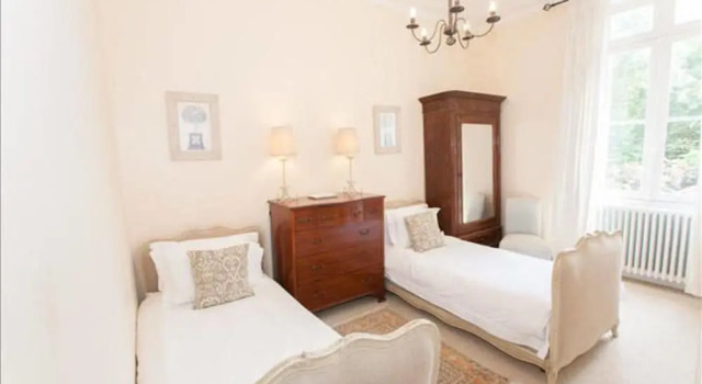 Luxury 19th Century Chateau, Rezerwuj Hotel Gennes-Val-de-Loire 