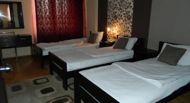 Трёхместный номер Standard Garni Hotel Rile Men