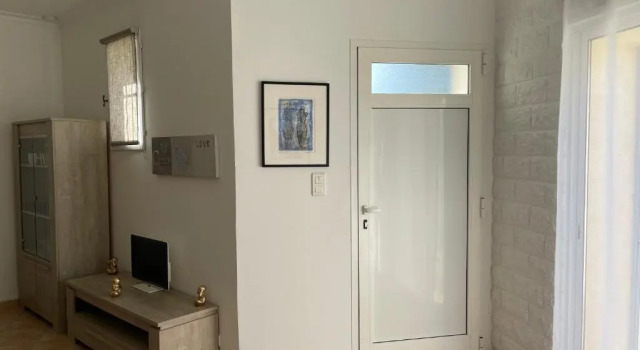 Bel appartement a l’orée du bois climatisé, Забронировать Апартаменты/квартира Туррет Холмы Файанс