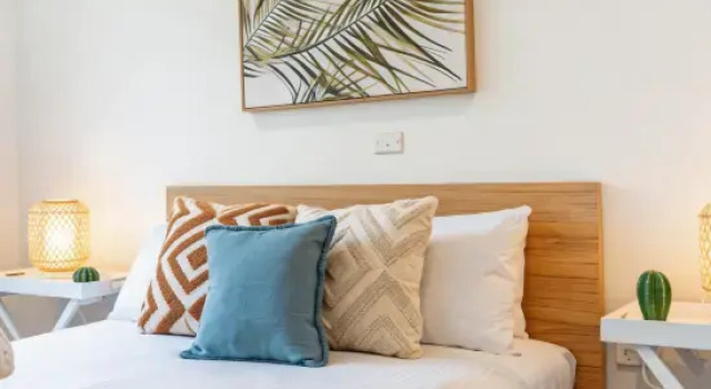 Двухместный номер Standard Inviting Rooms in Eastwood with Cafés, Shops & Station Nearby