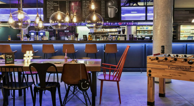 Moxy Dublin Docklands, Boek Hotel Dublin Dublin County