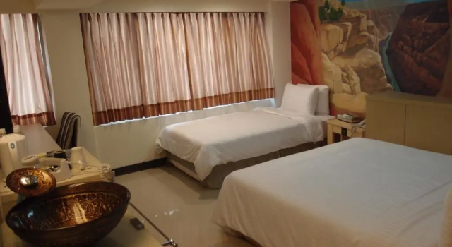 Трёхместный номер Standard Dong Men Hotel
