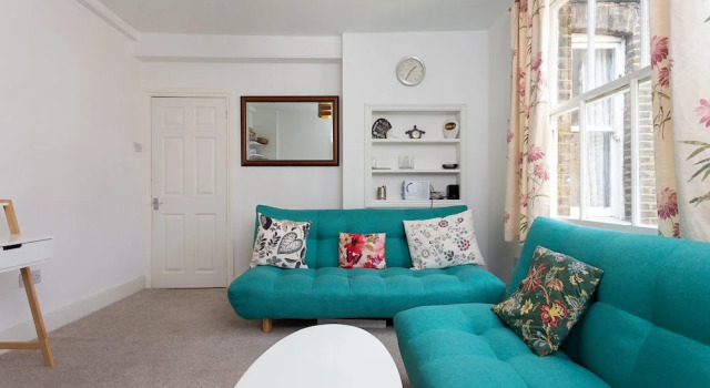 2 Bedroom Flat In South London, Забронировать Отель Отели Баттерси 3 звезды, 3*