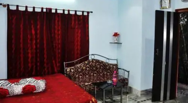 Jhargram Eshani Hotels and Guest House, Book Pension Hoteller i Jhargram med morgenmad, Morgenmad