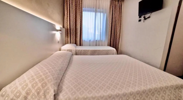 Трёхместный номер Hotel Centrale
