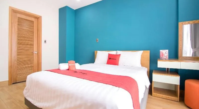 Reddoorz Plus Near Cau Ong Lanh, Забронировать Отель Отели Хошимина 3 звезды, 3*