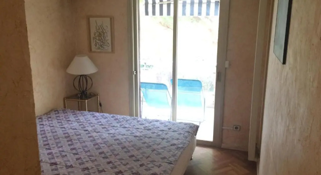 Grand 2 pièces, résidence de standing à Juan-les-pins