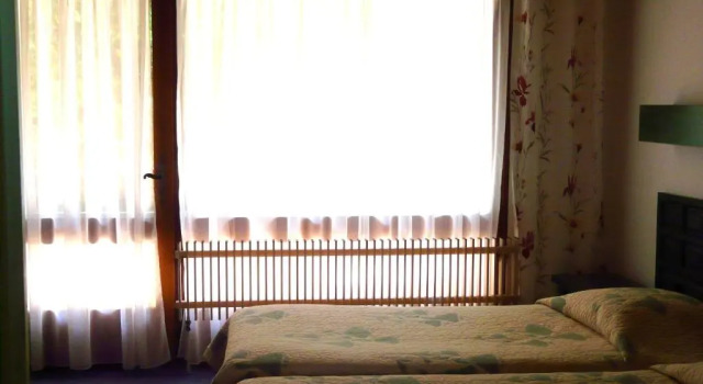 Hôtel Le Mas Fleuri, Забронировать Отель Отели Верне-ле-Бен с завтраком, Завтраки