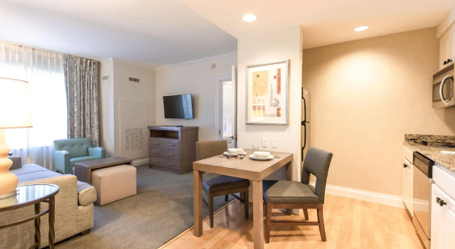Четырёхместный люкс c 1 комнатой Homewood Suites by Hilton Palm Beach Gardens