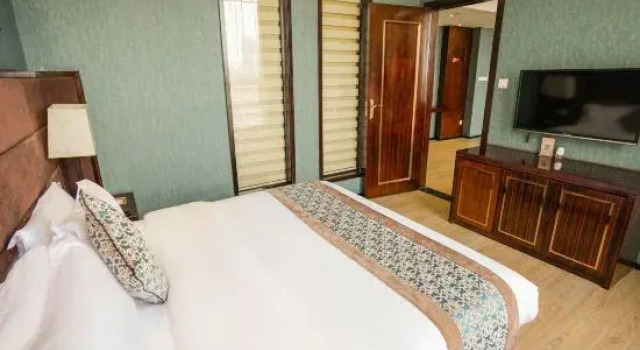 Люкс Wuhan Marriott Hotel Optics Valley