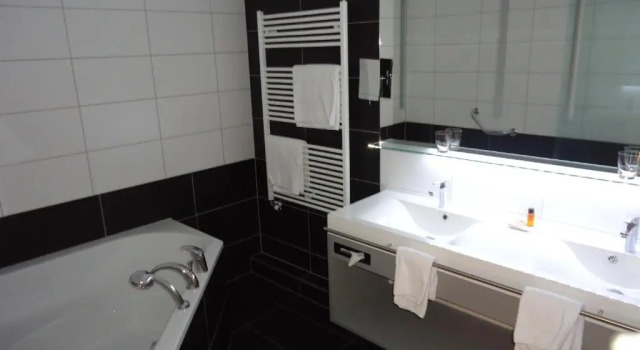 Люкс Superior с красивым видом из окна Hotel Quellenhof Leukerbad
