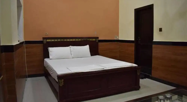 De-Metro Guest House