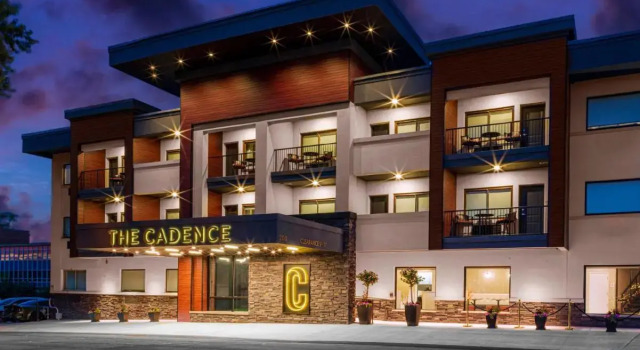 voco Niagara Falls - The Cadence by IHG, Забронировать Отель Отели Ниагара Фолс с парковкой, рядом с Круиз Maid of the Mist, Парковка