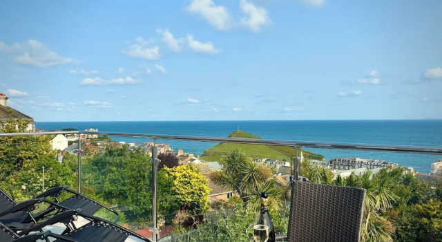 Cottage Combe View