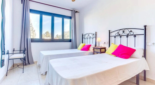 Villa With 5 Bedrooms in Portocolom, With Wonderful City View, Private Pool, Enclosed Garden Near the Beach