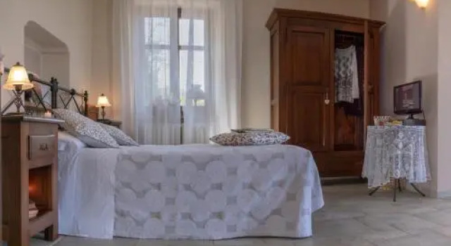 Il Borgo B&B, Prenota Bed & breakfast Castellinaldo d'Alba Langhe