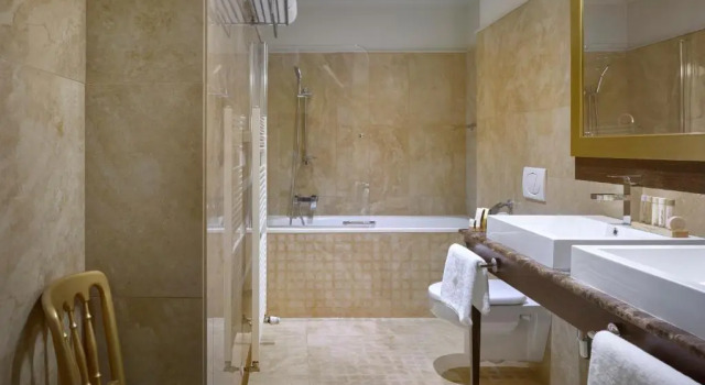 Полулюкс Grandezza Hotel Luxury Palace