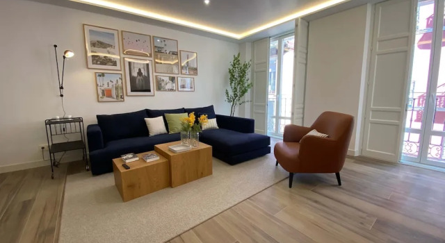 w Amazing 2BR With Terrace in Chueca, Забронировать Апартаменты/квартира Мадрид Провинция Мадрид, рядом с Церковь Св. Терезы и Св. Иосифа