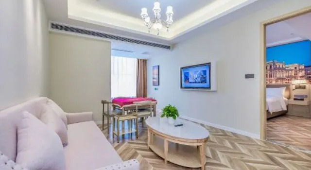 Люкс Vienna Hotel Hejiang Yangtze River Bridge