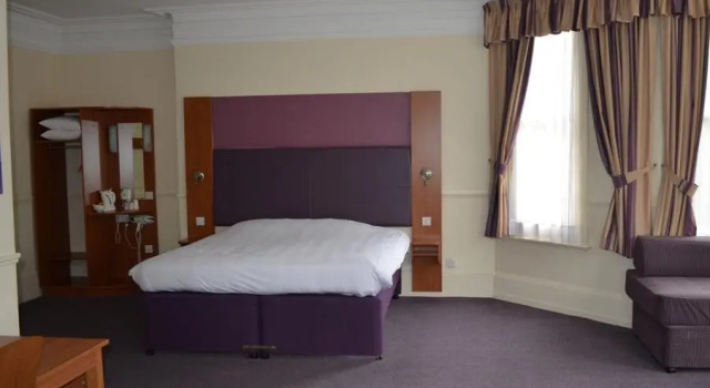 Трёхместный номер Standard Worplesdon Place Hotel