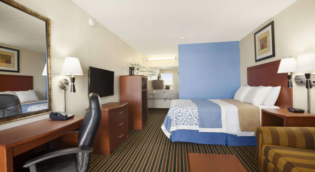 Days Inn by Wyndham Champaign/Urbana