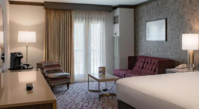 Полулюкс Horseshoe Black Hawk Hotel & Casino - A Caesars Rewards Destination