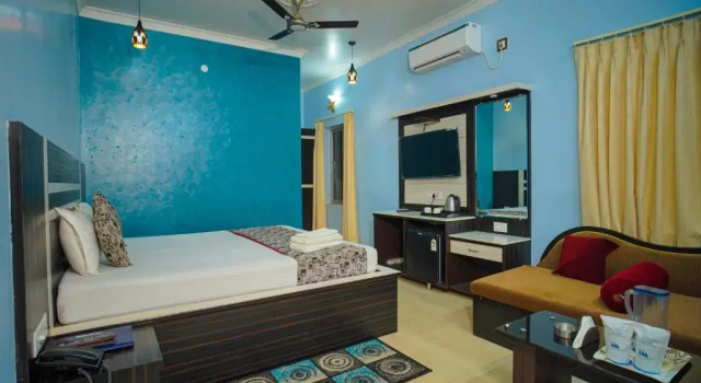 Aqua Marina Drive Inn, Book Hotel Hoteller i Mandarmani med pool, Swimmingpool