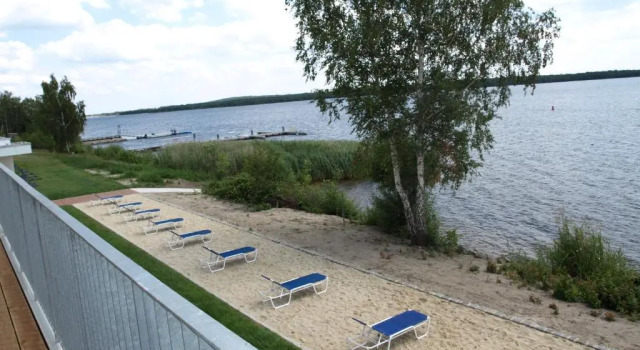 Люкс Strandhotel Senftenberger See