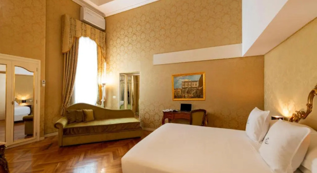 Трёхместный номер Deluxe Hotel Antico Doge - a Member of Elizabeth Hotel Group