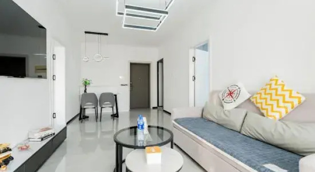 HOME Serviced Homestay (Hongqi Street Zheyoushan), Rezervovat Hotel Čchang-čchun 