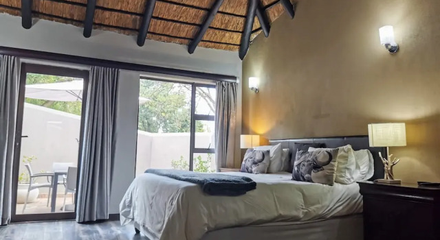 Номер Superior Aerotropolis Guest Lodge