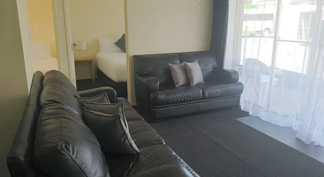 Twin Coast Adventures, Buchen Sie Motel Kaikohe 