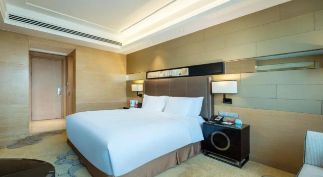 Двухместный номер Standard Crowne Plaza Xian by IHG