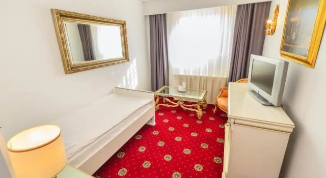 Полулюкс Standard Hotel Imparatul Romanilor Hotel & SPA