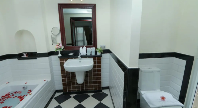 Номер Executive с красивым видом из окна Phasouk Vien Chantra Hotel